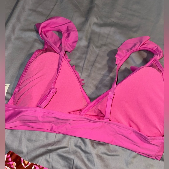 NWT aerie ruffle bikini top - Picture 3 of 3
